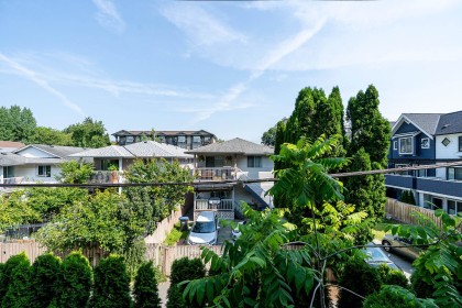 Photo 36 at 203 - 2349 Welcher Avenue, Central Pt Coquitlam, Port Coquitlam