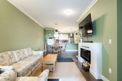 Photo 19 at 203 - 2349 Welcher Avenue, Central Pt Coquitlam, Port Coquitlam