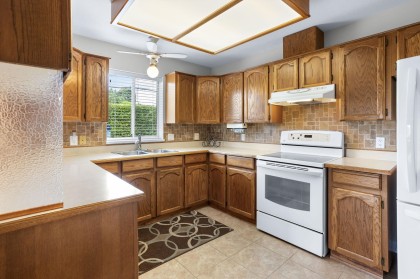 Photo 9 at 21 - 12276 189a Street, Central Meadows, Pitt Meadows
