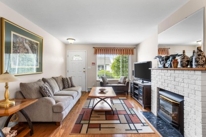 Photo 4 at 21 - 12276 189a Street, Central Meadows, Pitt Meadows