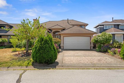 Photo 1 at 2677 Fortress Drive, Citadel PQ, Port Coquitlam