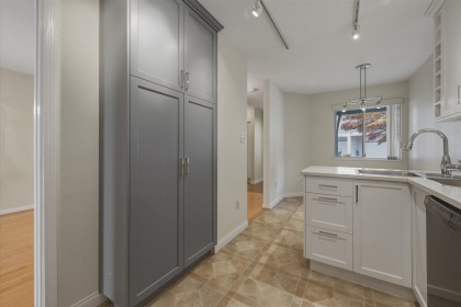 Photo 10 at 18 - 920 Citadel Drive, Citadel PQ, Port Coquitlam