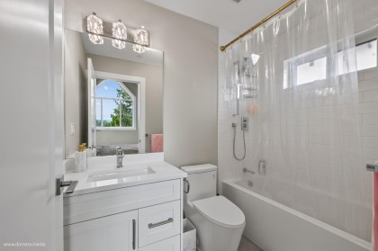 Photo 6 at 23376 124 Avenue, East Central, Maple Ridge