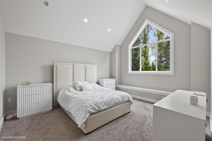 Photo 9 at 23376 124 Avenue, East Central, Maple Ridge