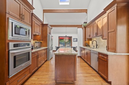 Photo 9 at 12650 261 Street, Websters Corners, Maple Ridge