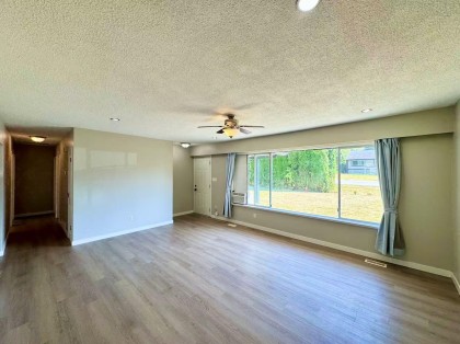 Photo 7 at 22543 123 Avenue, East Central, Maple Ridge