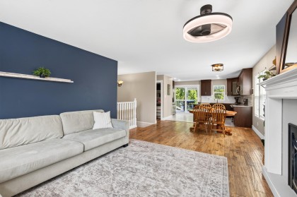 Photo 6 at 11902 Bruce Place, Southwest Maple Ridge, Maple Ridge