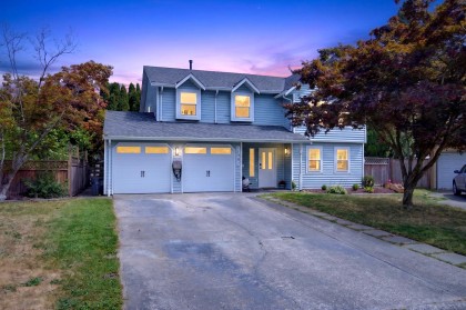 Photo 1 at 11902 Bruce Place, Southwest Maple Ridge, Maple Ridge