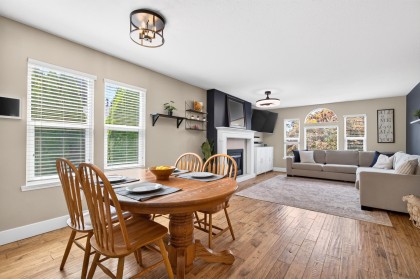 Photo 10 at 11902 Bruce Place, Southwest Maple Ridge, Maple Ridge