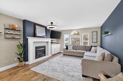 Photo 4 at 11902 Bruce Place, Southwest Maple Ridge, Maple Ridge