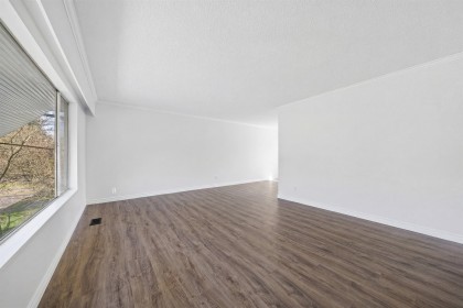 Photo 9 at 3356 Liverpool Street, Glenwood PQ, Port Coquitlam