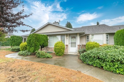 Photo 1 at 13 - 19249 Hammond Road, Central Meadows, Pitt Meadows