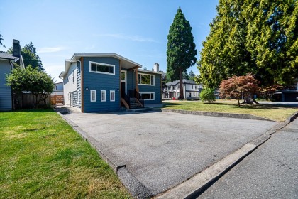 Photo 3 at 2965 Cumberland Street, Glenwood PQ, Port Coquitlam