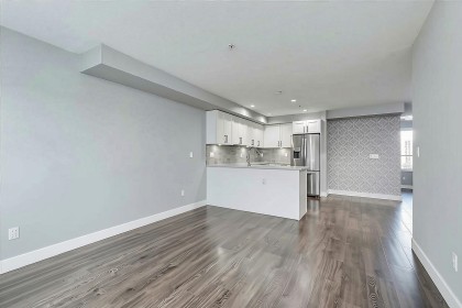 Photo 12 at 204 - 1990 Westminster Avenue, Glenwood PQ, Port Coquitlam