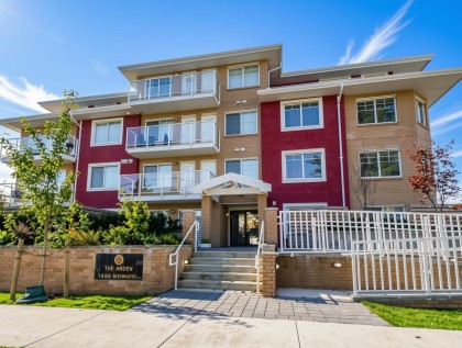 Photo 1 at 204 - 1990 Westminster Avenue, Glenwood PQ, Port Coquitlam
