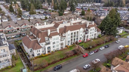 Photo 2 at 301 - 1655 Grant Avenue, Glenwood PQ, Port Coquitlam