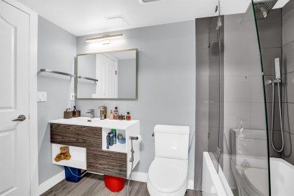Photo 12 at 301 - 1655 Grant Avenue, Glenwood PQ, Port Coquitlam