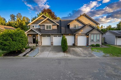 Photo 1 at 33592 2nd Avenue, Mission BC, Mission