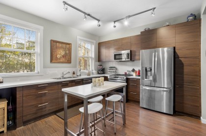 Photo 11 at 25 - 2495 Davies Avenue, Central Pt Coquitlam, Port Coquitlam