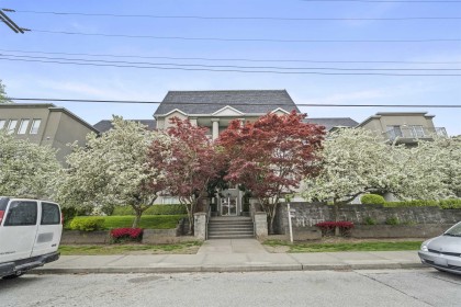 Photo 1 at 301 - 1669 Grant Avenue, Glenwood PQ, Port Coquitlam