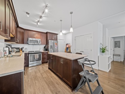 Photo 2 at 105 - 2288 Welcher Avenue, Central Pt Coquitlam, Port Coquitlam