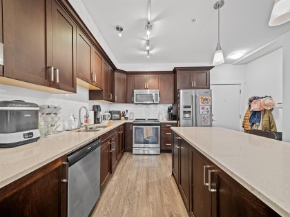 Photo 4 at 105 - 2288 Welcher Avenue, Central Pt Coquitlam, Port Coquitlam