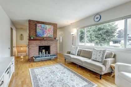 Photo 5 at 12547 Blackstock Street, West Central, Maple Ridge