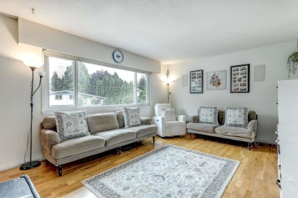 Photo 4 at 12547 Blackstock Street, West Central, Maple Ridge