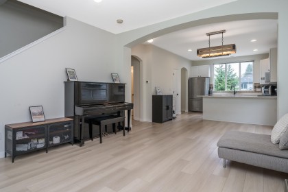 Photo 9 at 10295 243a Street, Albion, Maple Ridge