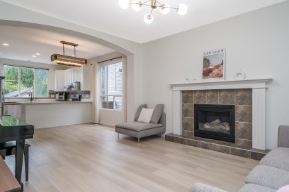 Photo 8 at 10295 243a Street, Albion, Maple Ridge