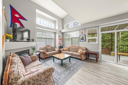 Photo 3 at 1 - 11495 Cottonwood Drive, Cottonwood MR, Maple Ridge