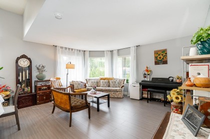 Photo 8 at 23161 123a Avenue, East Central, Maple Ridge