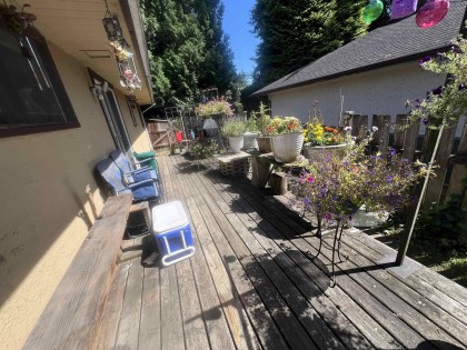 Photo 3 at 21584 122nd Avenue, West Central, Maple Ridge