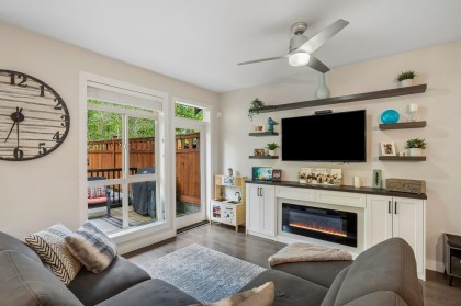 Photo 3 at 152 - 11305 240 Street, Cottonwood MR, Maple Ridge