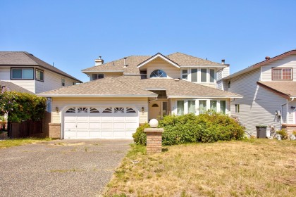 Photo 3 at 1273 Benneck Way, Citadel PQ, Port Coquitlam