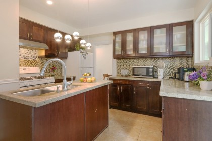 Photo 9 at 21727 Ridgeway Crescent, West Central, Maple Ridge