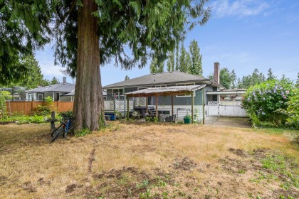 Photo 33 at 21727 Ridgeway Crescent, West Central, Maple Ridge