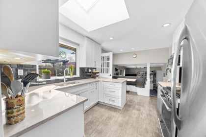 Photo 11 at 12730 216 Street, West Central, Maple Ridge