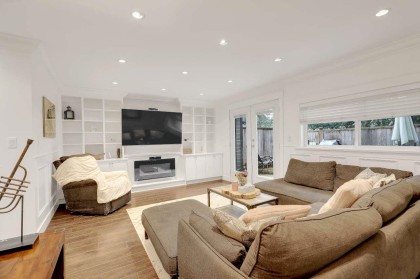 Photo 1 at 8 - 20945 Camwood Ave Avenue, Southwest Maple Ridge, Maple Ridge