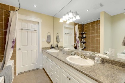 Photo 24 at 8 - 20945 Camwood Ave Avenue, Southwest Maple Ridge, Maple Ridge