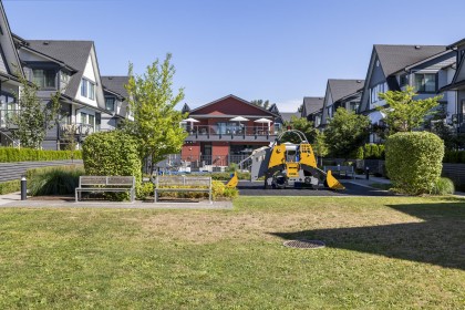 Photo 15 at 19 - 19451 Sutton Avenue, South Meadows, Pitt Meadows