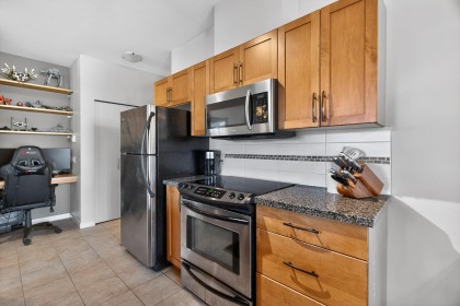 Photo 6 at 201 - 11950 Harris Road, Central Meadows, Pitt Meadows