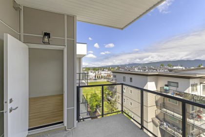 Photo 9 at 510 - 11913 Burnett Street, East Central, Maple Ridge