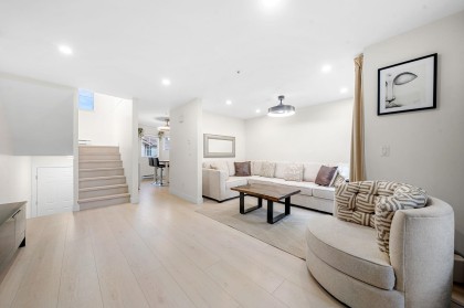 Photo 5 at 19 - 12188 Harris Road, Central Meadows, Pitt Meadows