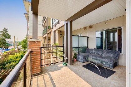 Photo 22 at 305 - 22577 Royal Crescent, East Central, Maple Ridge