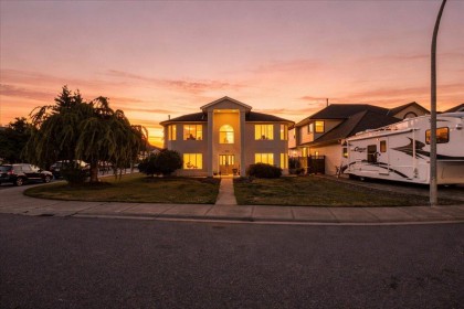 Photo 1 at 8351 Miller Crescent, Mission BC, Mission