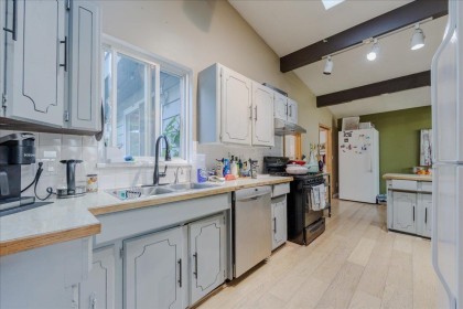 Photo 13 at 21784 Donovan Avenue, West Central, Maple Ridge