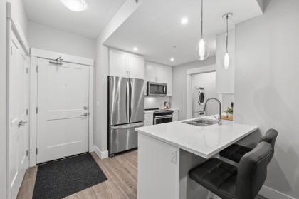 Photo 3 at 4317 - 2180 Kelly Avenue, Central Pt Coquitlam, Port Coquitlam