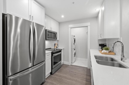 Photo 5 at 4317 - 2180 Kelly Avenue, Central Pt Coquitlam, Port Coquitlam