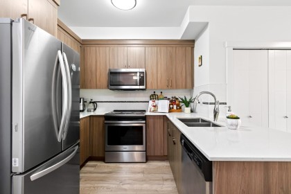 Photo 16 at 401 - 22577 Royal Crescent, East Central, Maple Ridge